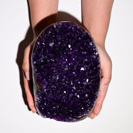 Amethyst Geode Piece Q1 – No. 2