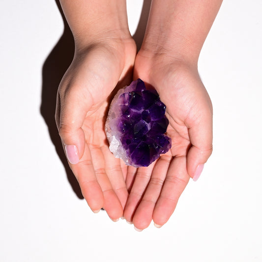 Amethyst Mini Geode – Grade AA – No. 4