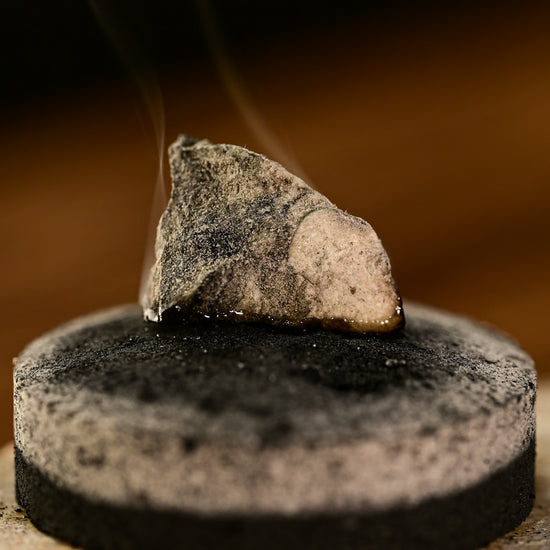 Black Copal resin melting 