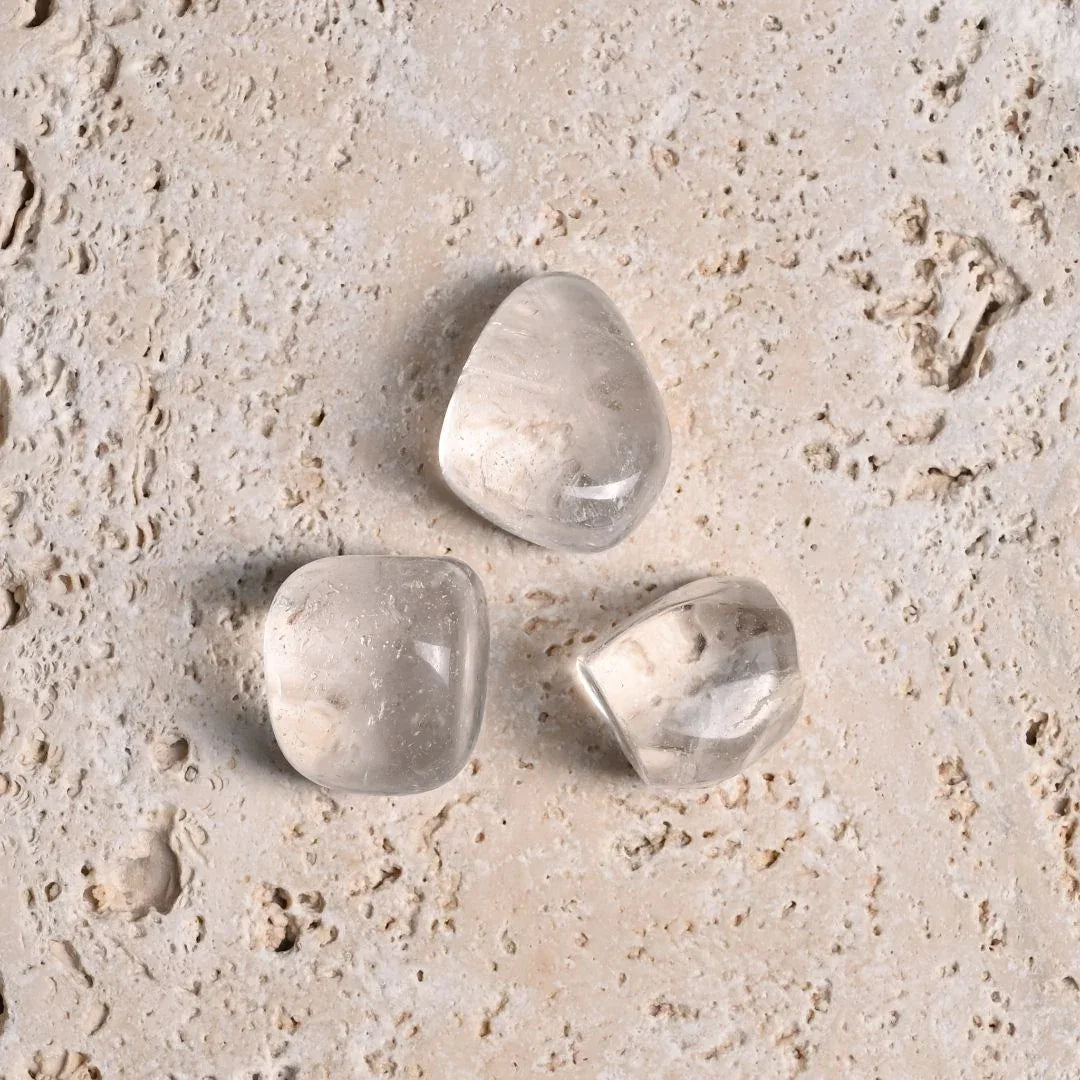 Clear-Quartz-Tumbled-Stone-Maison-Etherique-Dubai-3 - Maison Éthérique