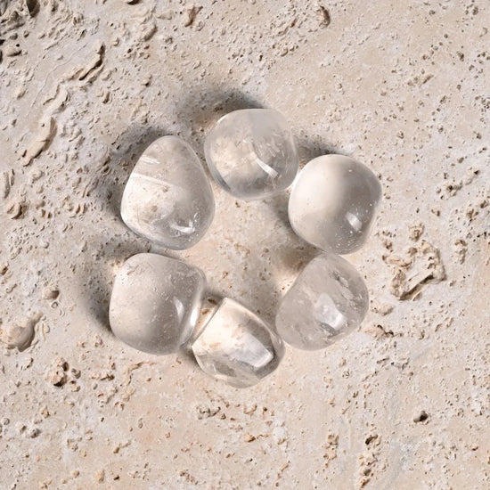 Clear-Quartz-Tumbled-Stone-Maison-Etherique-Dubai-6 - Maison Éthérique
