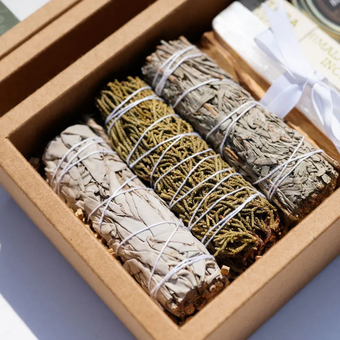 Close_up_of_Energy_cleansing_kit - Maison Éthérique
