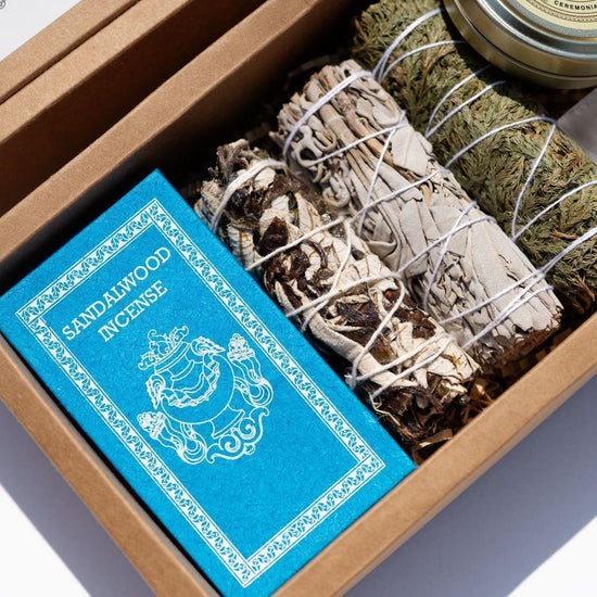 Close_up_of_home_blessing_kit - Maison Éthérique