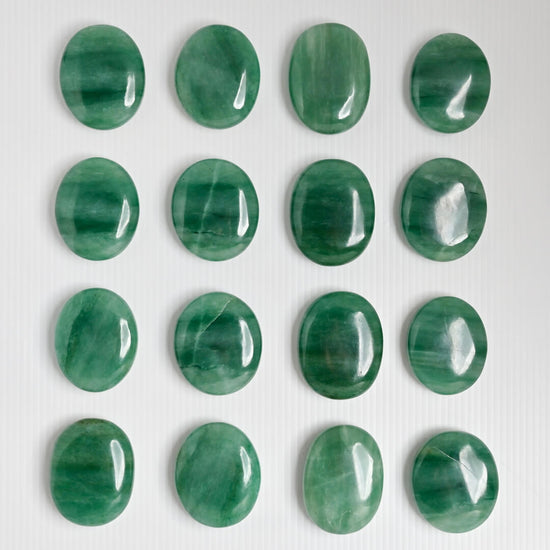 Green Jade palm stones 