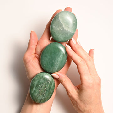 Green Jade palm stones