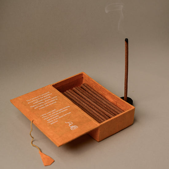 Himalayan_Cedar_Woods_Incense_Sticks_e3a60a4d-f9f9-41ba-8805-873bbec96aa3