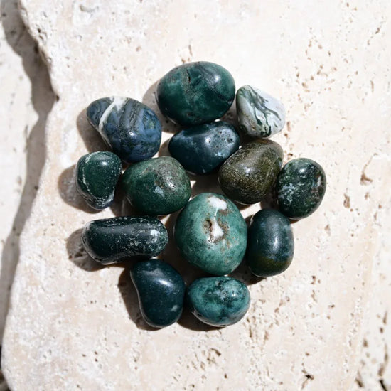 Moss-Agate-Tumbled-Stones-Maison-Etherique-Dubai-7 - Maison Éthérique