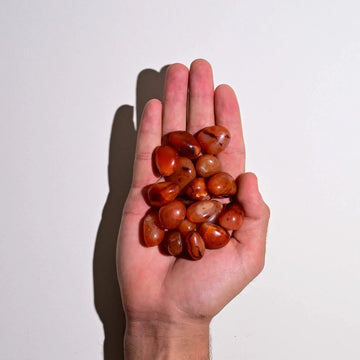 Red-Carnelian-Tumbled-Stones-Maison-Etherique-Dubai-1 - Maison Éthérique