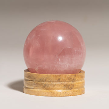 Rose quartz sphere 500-600 grams