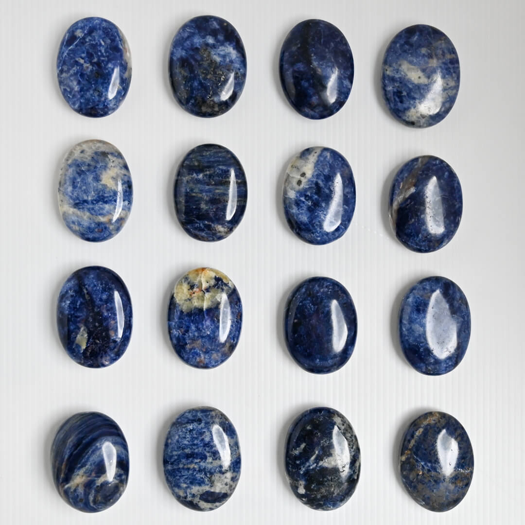 Sodalite Palm stones 