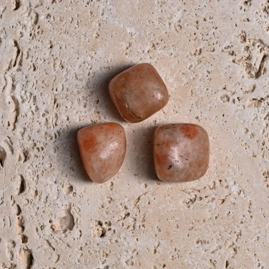 Sunstone-Tumbled-Stone-Maison-Etherique-Dubai-3 - Maison Éthérique